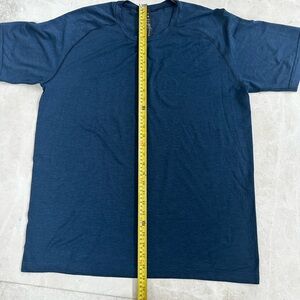 Lululemon Athletica Blue Short Sleeve Tee